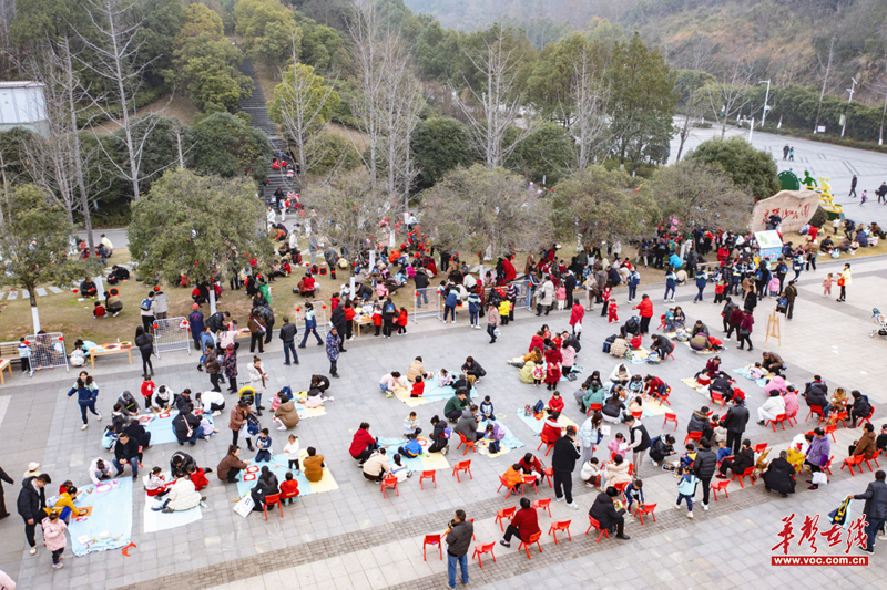 亲近自然·健康迎新年——溆浦县幼儿园开展庆元旦户外拓展游戏活动(图4)